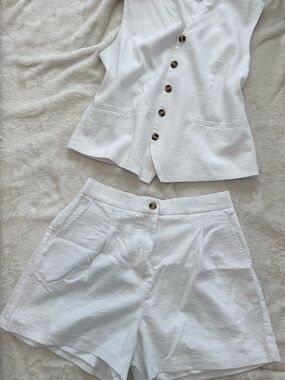 Women's White High-Rise Tailored Bermuda Shorts